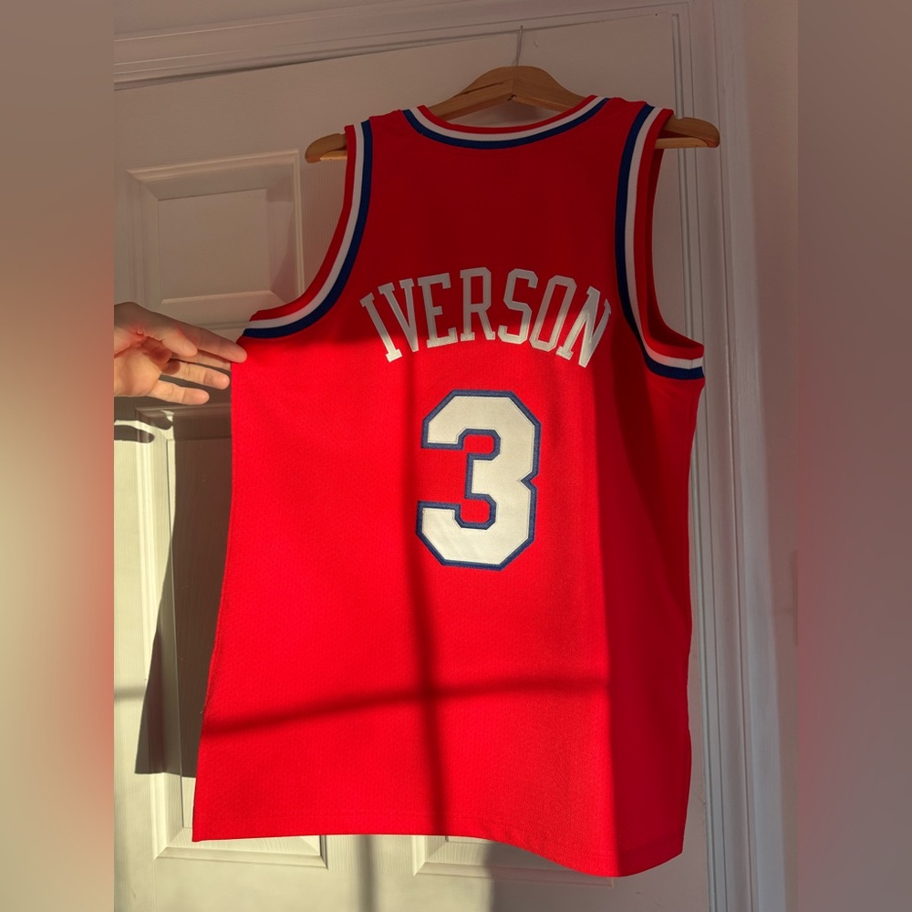 New never worn took tags off ordered wrong side for my husband